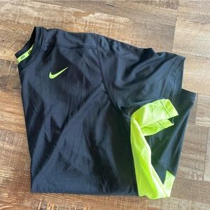 Nike Dry Fit Short Sleeve T-Shirt